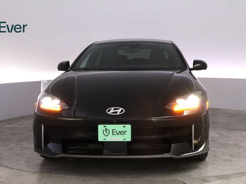 Used 2023 Hyundai Ioniq 6 Limited RWD image 12