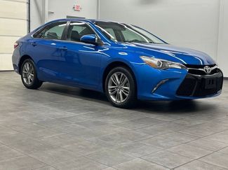 Used 2017 Toyota Camry SE FWD video 1