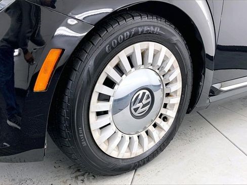 Used 2015 Volkswagen Beetle 1.8T image 9
