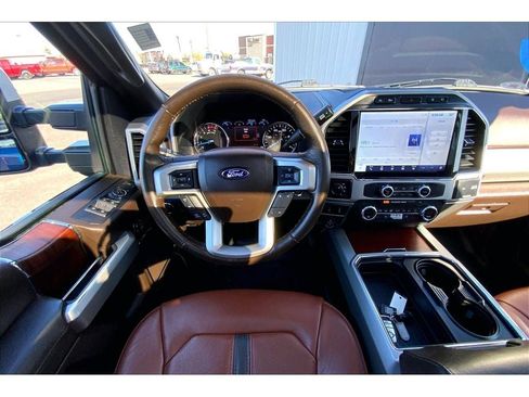 Used 2022 Ford F350 King Ranch w/ King Ranch Ultimate Package AWD/4WD image 6
