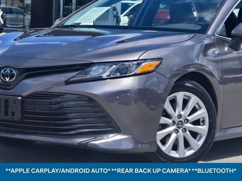 Used 2020 Toyota Camry LE w/ Carpet Mat Package FWD image 2