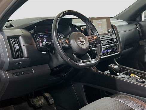 Used 2024 Nissan Pathfinder Rock Creek image 7