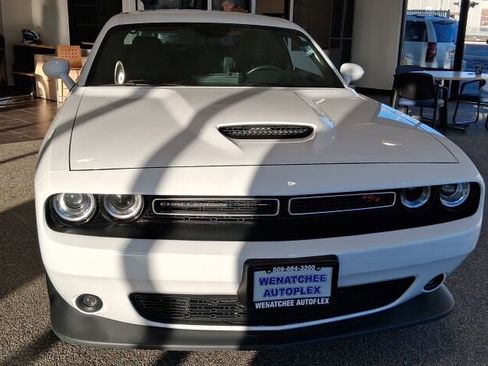 Used 2021 Dodge Challenger R/T image 4