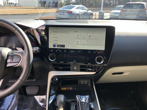 Used 2024 Lexus NX 350 AWD w/ Vision Package image 25