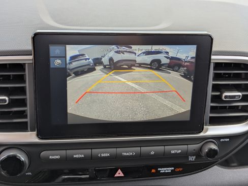 New 2026 Hyundai Venue SEL FWD image 25