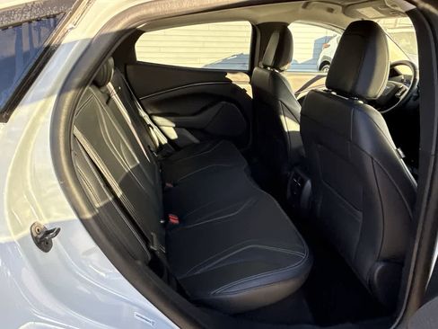 Used 2023 Ford Mustang Mach-E Premium image 18