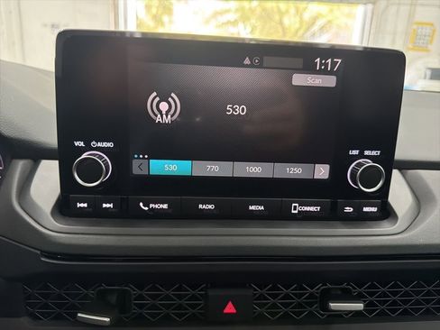 Used 2023 Honda Accord EX image 32