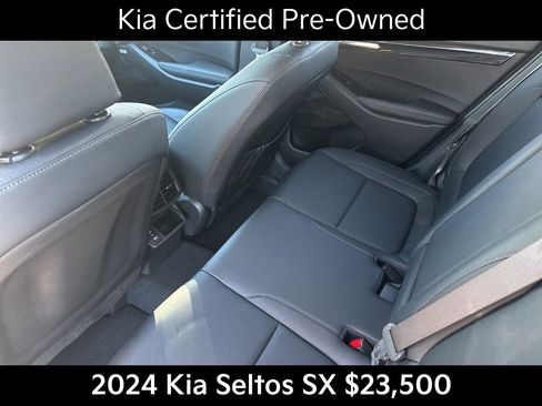 Certified 2024 Kia Seltos SX w/ SX Sunroof Package image 15