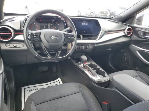 Used 2024 Chevrolet Trax RS image 10