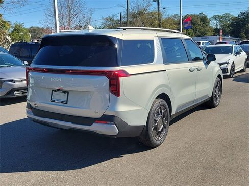 New 2026 Kia Carnival EX image 6