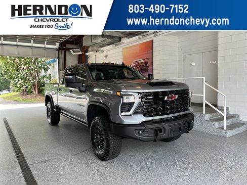 Used 2026 Chevrolet Silverado 2500 ZR2 w/ ZR2 Bison Edition AWD/4WD image 1