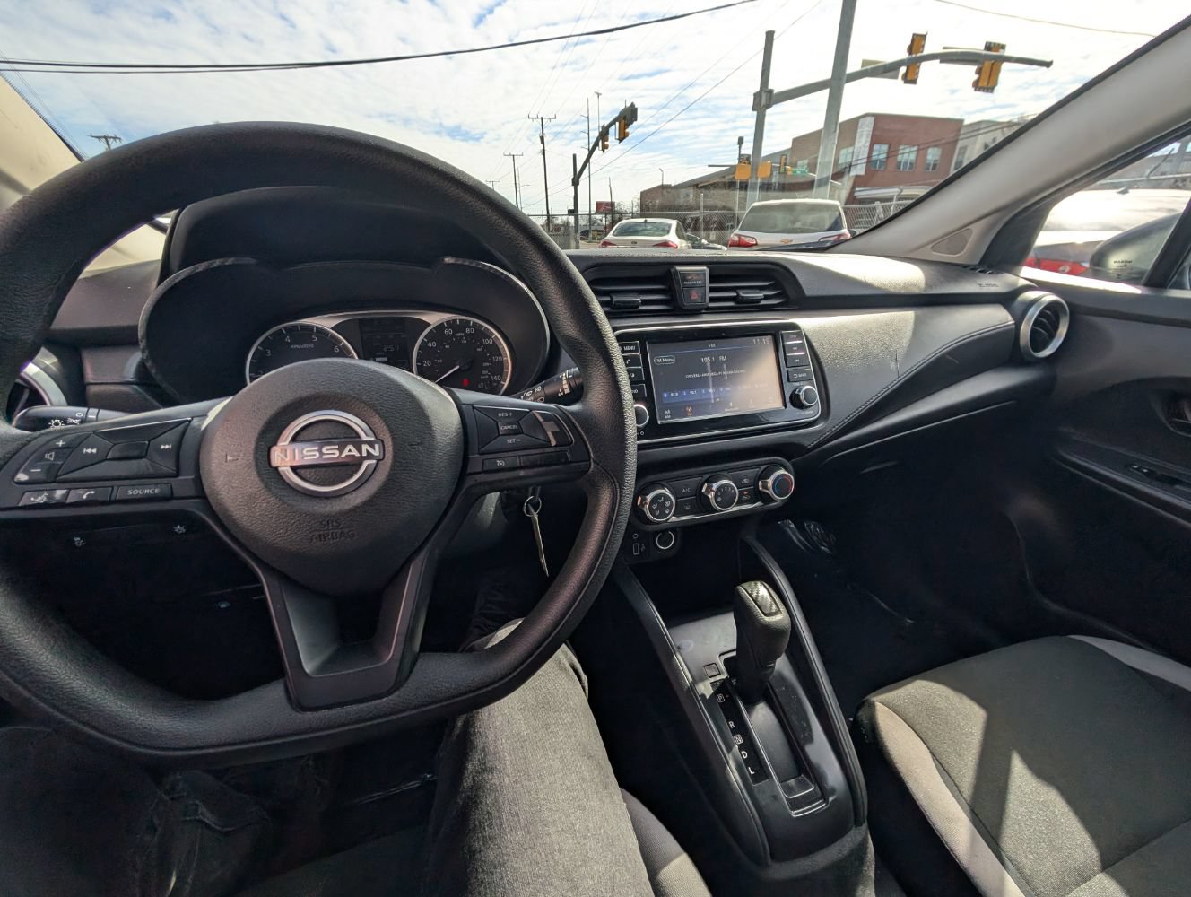Used 2025 Nissan Versa S w/ Trunk Package FWD image 21