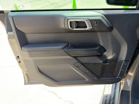 Used 2025 Ford Bronco Outer Banks AWD/4WD image 18