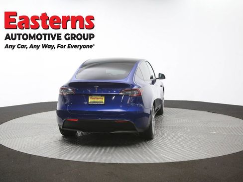 Used 2020 Tesla Model Y Long Range AWD/4WD image 32