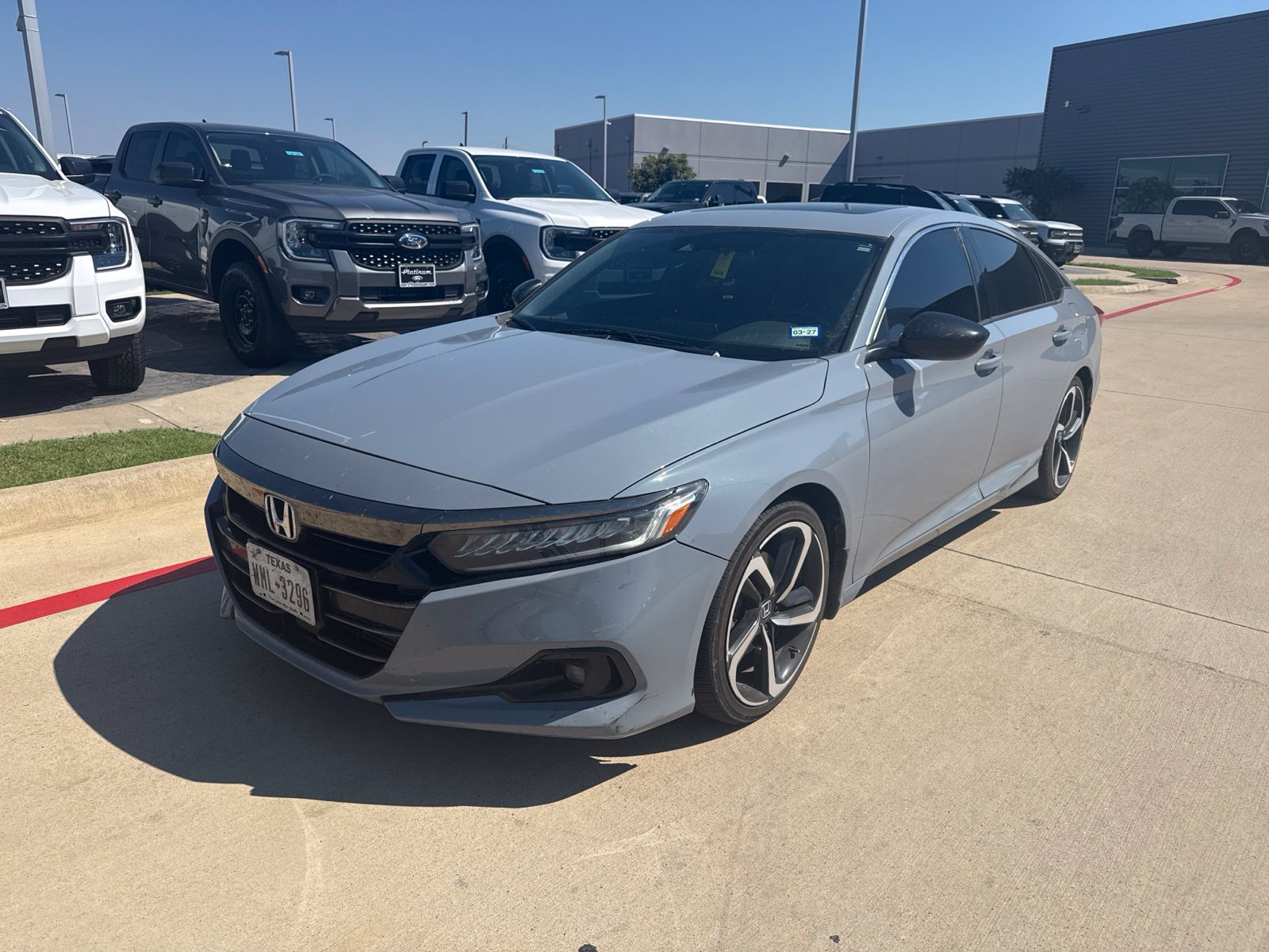 Used 2022 Honda Accord Sport image 3