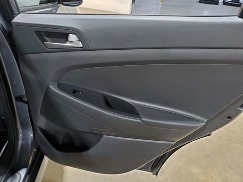 Used 2018 Hyundai Tucson SEL image 19