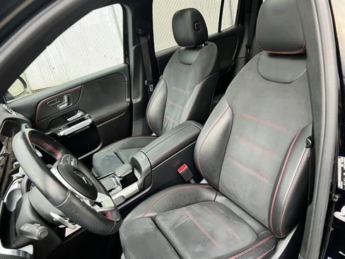 Used 2020 Mercedes-Benz GLB 250 4MATIC w/ AMG Line image 18