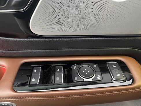 Used 2020 Lincoln Aviator Reserve w/ Equipment Group 202A image 11