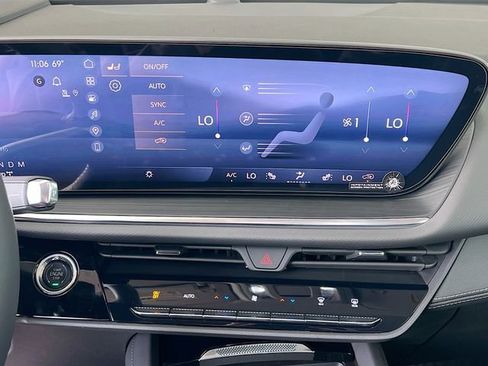 New 2026 Buick Envision Preferred AWD/4WD image 11
