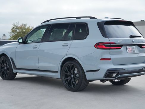 New 2027 BMW X7 xDrive40i w/ M Sport Package AWD/4WD image 7