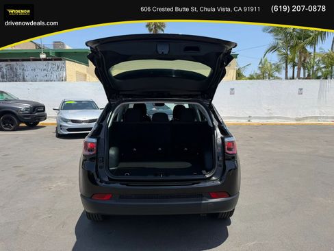 Used 2019 Jeep Compass Sport FWD image 9