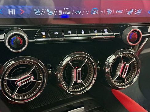 New 2026 Chevrolet Blazer EV SS AWD/4WD image 18