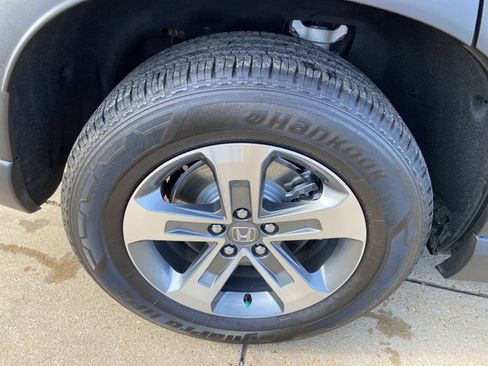 Used 2024 Honda Pilot EX-L image 31