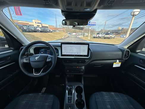 New 2025 Ford Bronco Sport Heritage w/ Convenience Package image 16