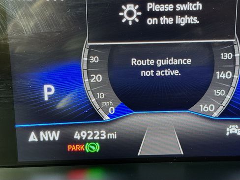 Used 2024 Volkswagen Tiguan SE image 18