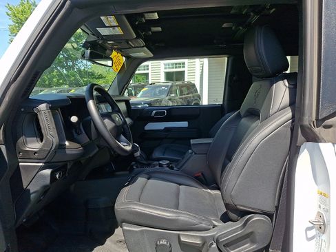 Certified 2025 Ford Bronco Badlands AWD/4WD image 14