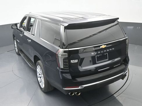 New 2025 Chevrolet Suburban Premier image 53
