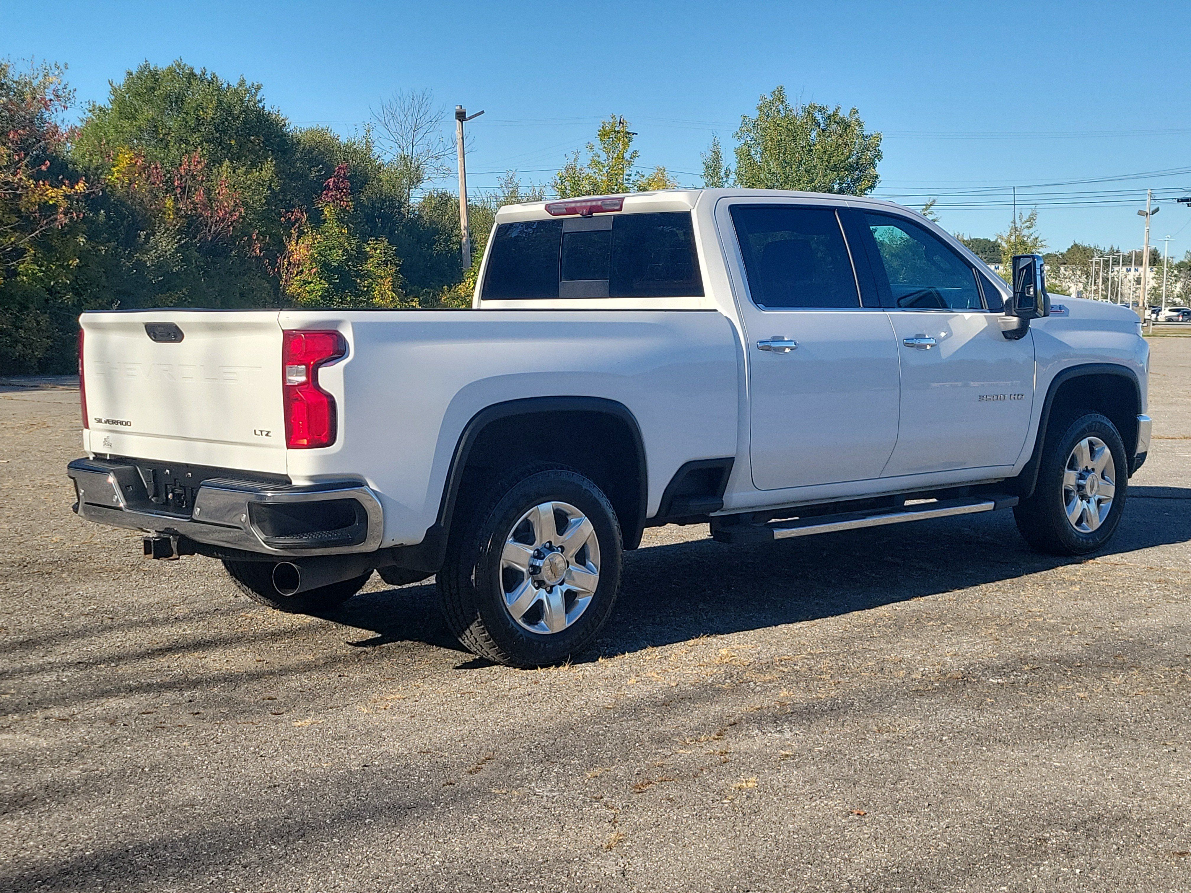 Used 2021 Chevrolet Silverado 3500 LTZ w/ LTZ Premium Package AWD/4WD image 5