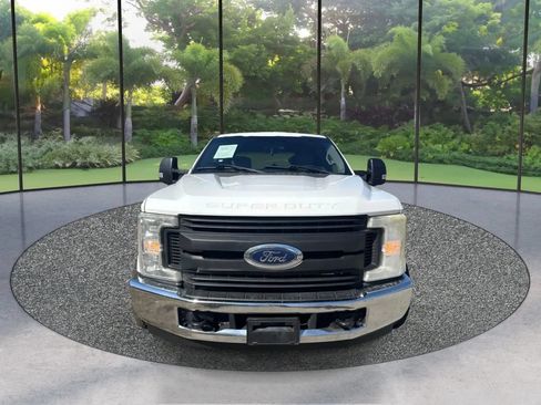 Used 2017 Ford F350 XL w/ Power Equipment Group RWD image 2