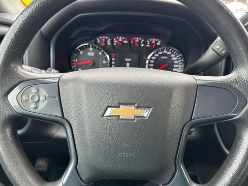 Used 2018 Chevrolet Silverado 1500 Custom w/ Custom Convenience Package image 33