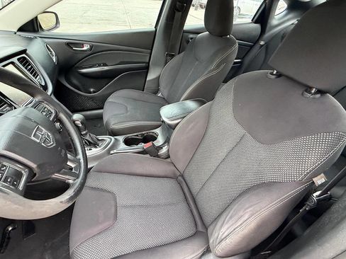 Used 2014 Dodge Dart SXT image 34
