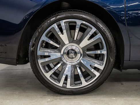 Used 2020 Rolls-Royce Ghost RWD image 48