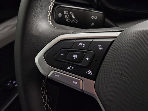 Used 2024 Volkswagen Taos S w/ MDO Package image 20