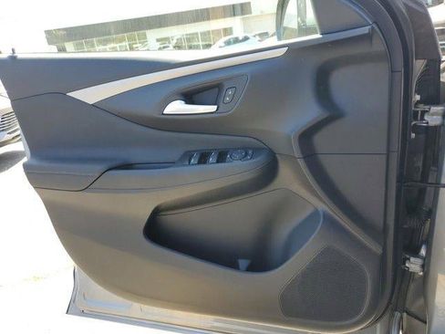 New 2026 Buick Envista Preferred image 17