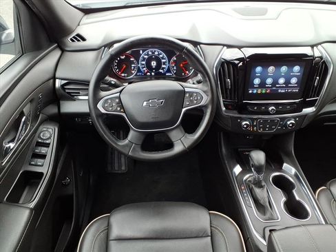 Used 2023 Chevrolet Traverse Premier w/ Redline Edition image 27