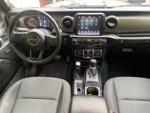 Used 2020 Jeep Wrangler Unlimited Sport S w/ Sun And Sound Package AWD/4WD image 24