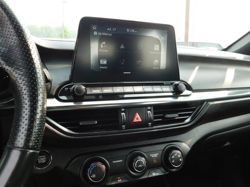 Used 2020 Kia Forte GT-Line FWD image 18