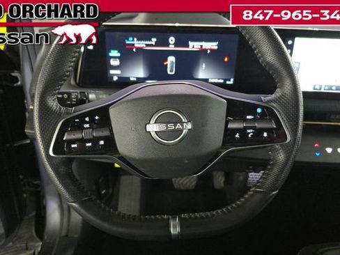 Used 2023 Nissan Ariya AWD image 10