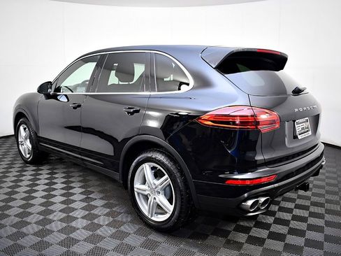 Used 2015 Porsche Cayenne S image 11