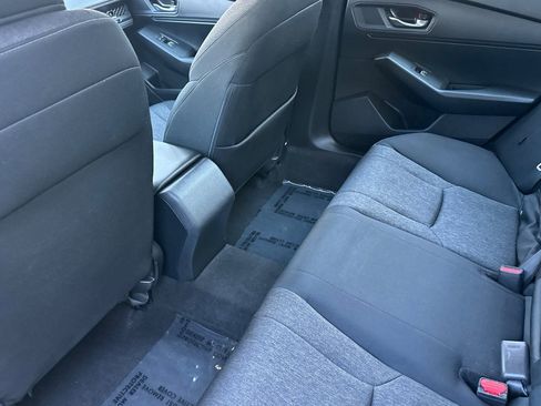 Used 2023 Honda Accord EX image 12