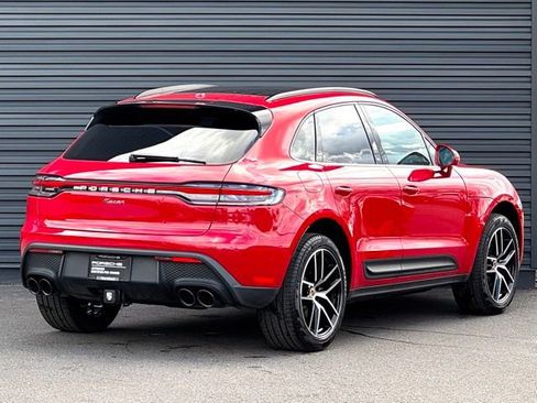 Certified 2025 Porsche Macan AWD/4WD image 7