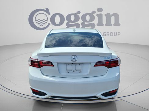 Used 2017 Acura ILX FWD image 4