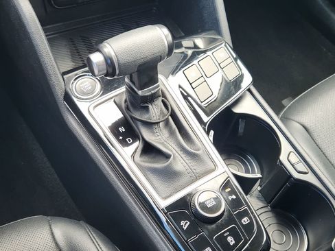 Used 2023 Kia Sportage EX FWD image 19