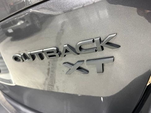 Used 2025 Subaru Outback Onyx Edition XT AWD/4WD image 39