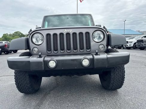 Used 2018 Jeep Wrangler Unlimited Sport S AWD/4WD image 29