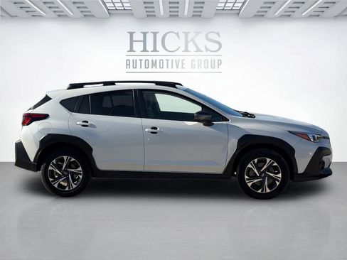 Certified 2024 Subaru Crosstrek 2.0i Premium image 4